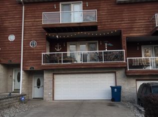 907 Montgomery Ave, Gary, IN 46403