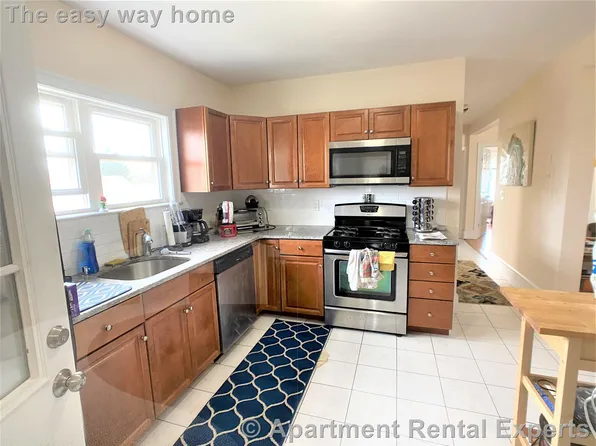 20 Willard Ave, Medford, MA