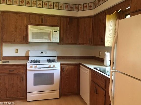 2nd image of 7059 Arcadia Dr