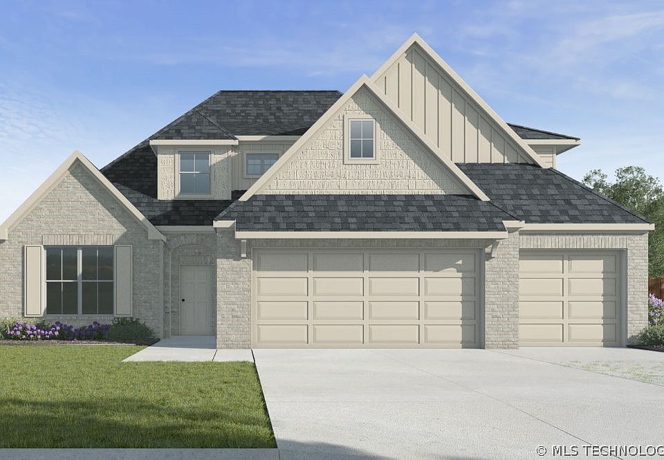 1st image of 602 W 83rd St S