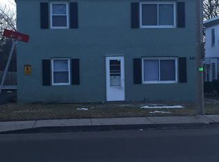 2804 4th St APT 3, Peru, IL 61354