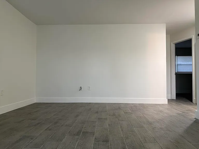 723 Joel Blvd #A — Photo 5