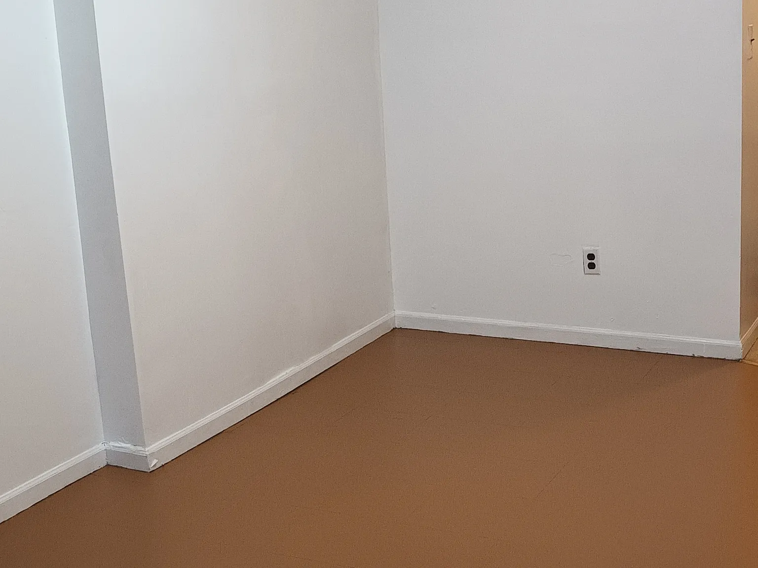 1 bed, 500 sqft, $1,800 — Photo 3
