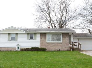 426 W Omar St, Struthers, OH 44471
