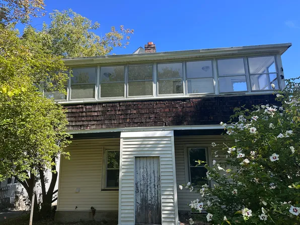 380 Union St #2, North Adams, MA 01247