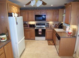 75 Tashua Rd, Trumbull, CT 06611