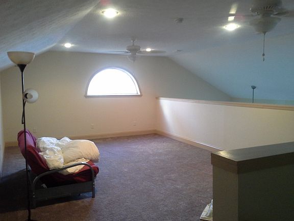 3rd image of 3143 Guilford Ave