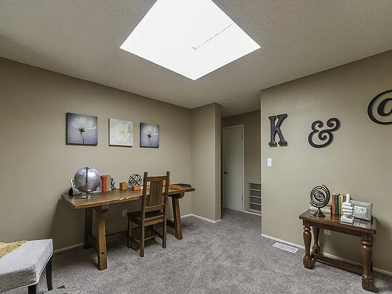 SPRING VILLAS APARTMENTS — Photo 13