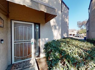 902 Van Ness Ct, Costa Mesa, CA 92626