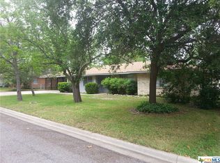 206 Greenbriar St, Belton, TX 76513