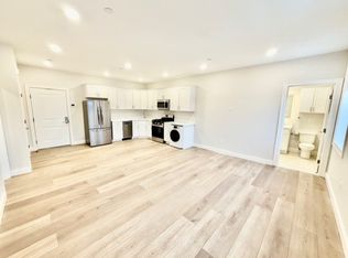 220 Winthrop St #204, Winthrop, MA 02152
