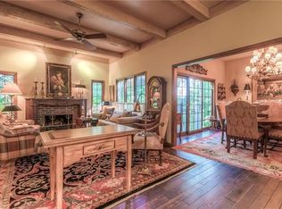 4305 W 112th Ter, Leawood, KS 66211