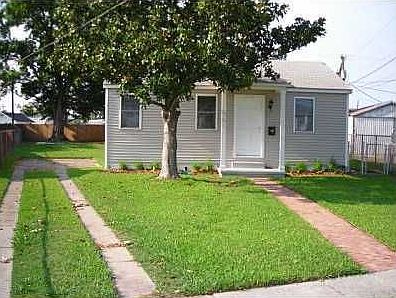 1st image of 610 Keller Ave