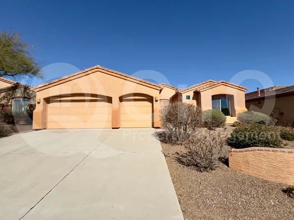 1102 W Mountain Stone Dr, Green Valley, AZ 85614