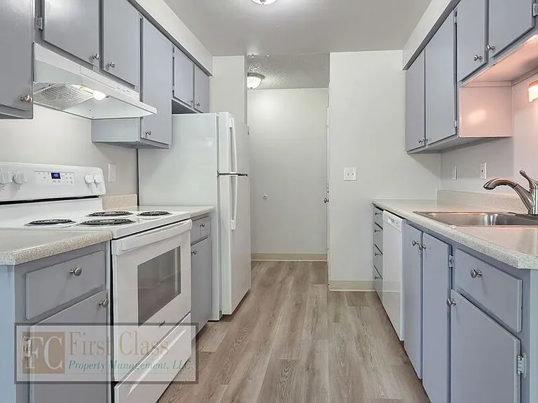 1348 NE 186th Ave — Photo 6