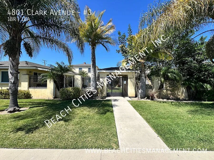 Building Photo - 4801 Clark Ave #3