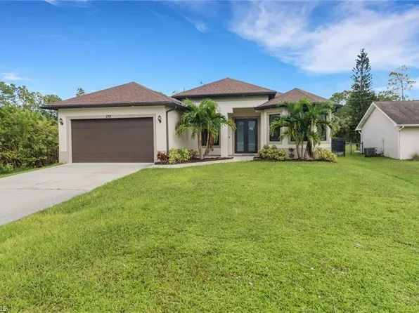 332 14th St SE, Naples, FL 34117