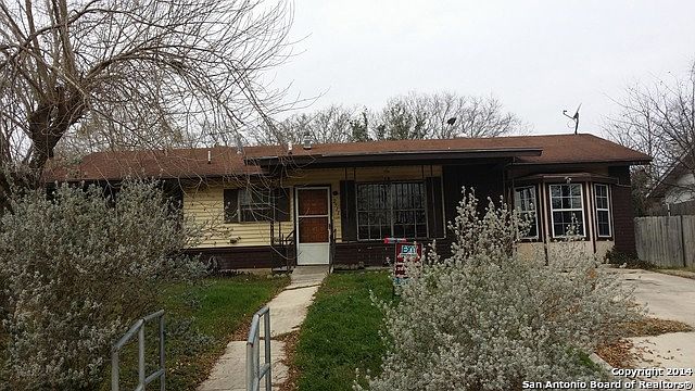 1st image of 2911 Dasa Leo Dr