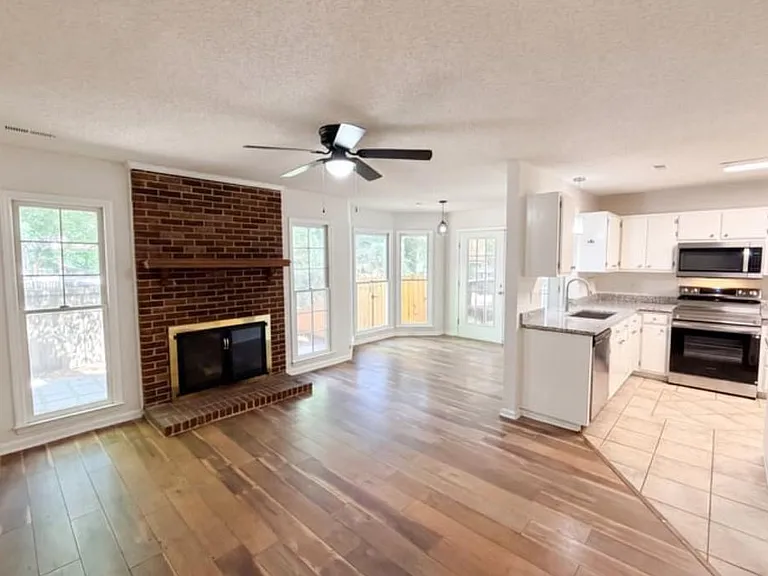 13628 Tynecastle Ln — Photo 3