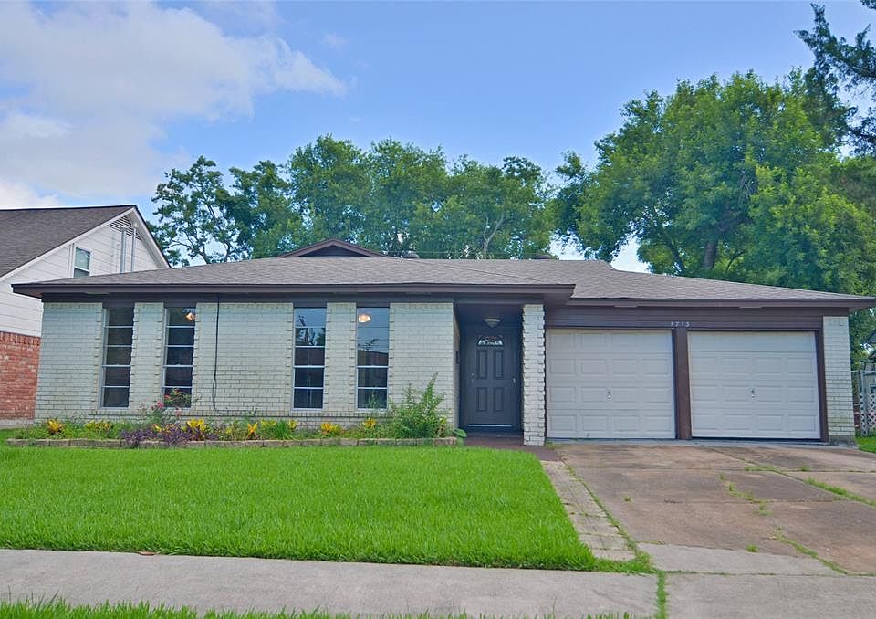 1st image of 1713 Dolphin Dr