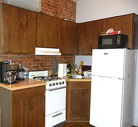 Rented by Brooklyn Heights Real Estate Inc