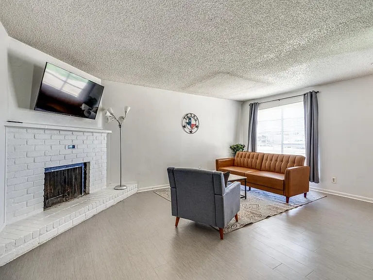 6761 Trail Lake Dr — Photo 6