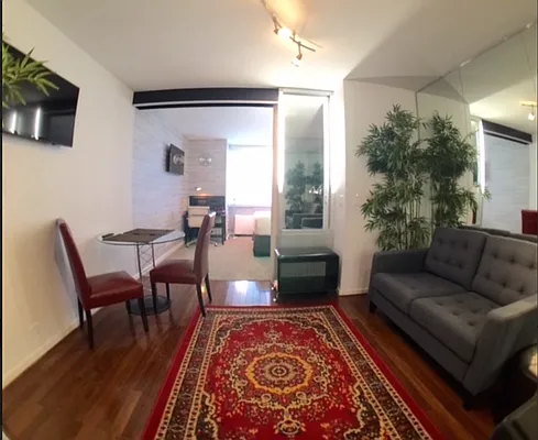 Rented by Hudson 3 Inc | media 32