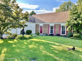 9905 Westport Rd, Creekside, KY 40241