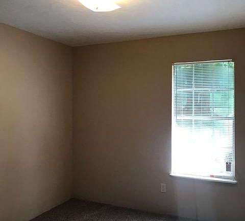 5th image of 4126 Cornish Dr