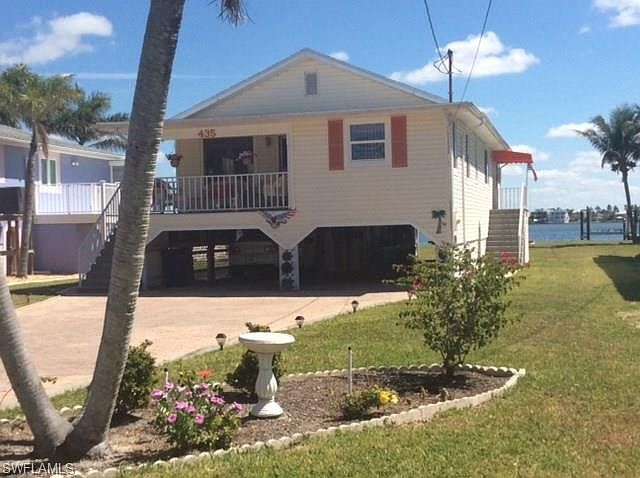 1st image of 435 Estero Blvd