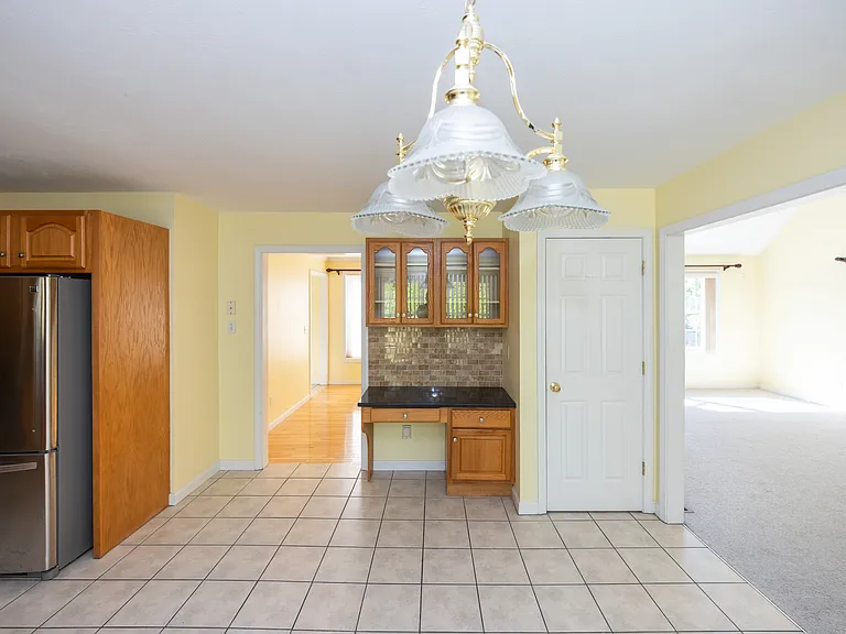 469 Walnut St — Photo 59