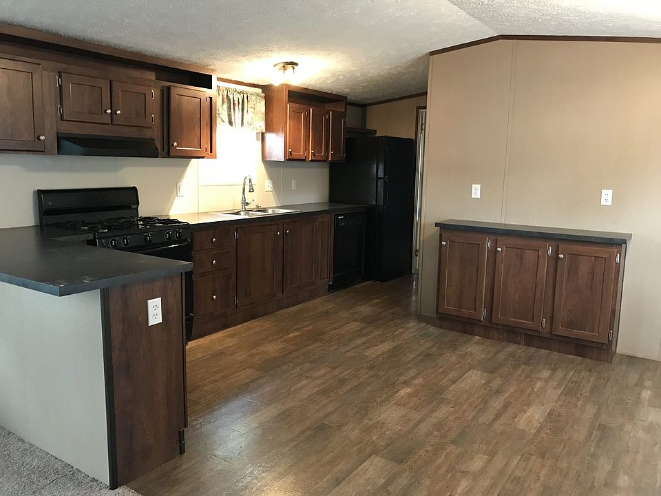 1st image of 260 Pin Oak Dr #92