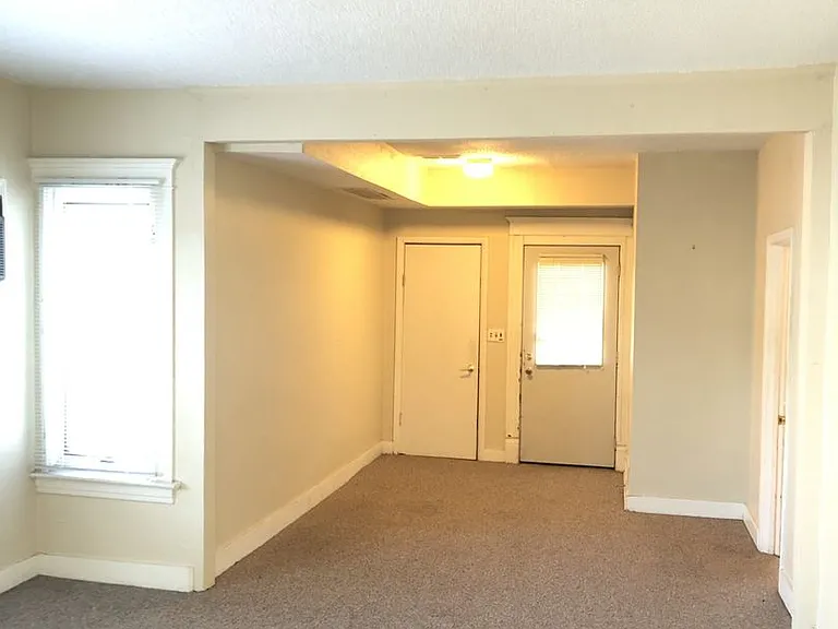 619 Bowery St — Photo 3