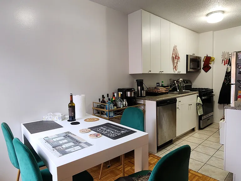 175 W 90th St #3A — Photo 3