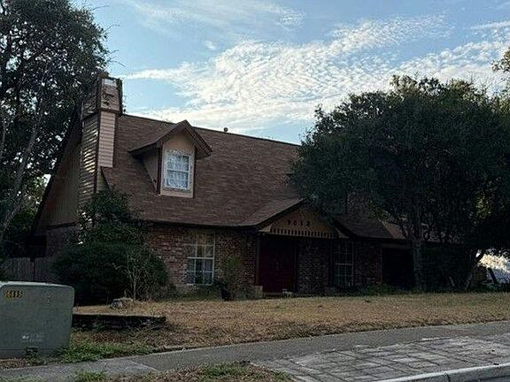 2nd image of 9012 Brigadoon St
