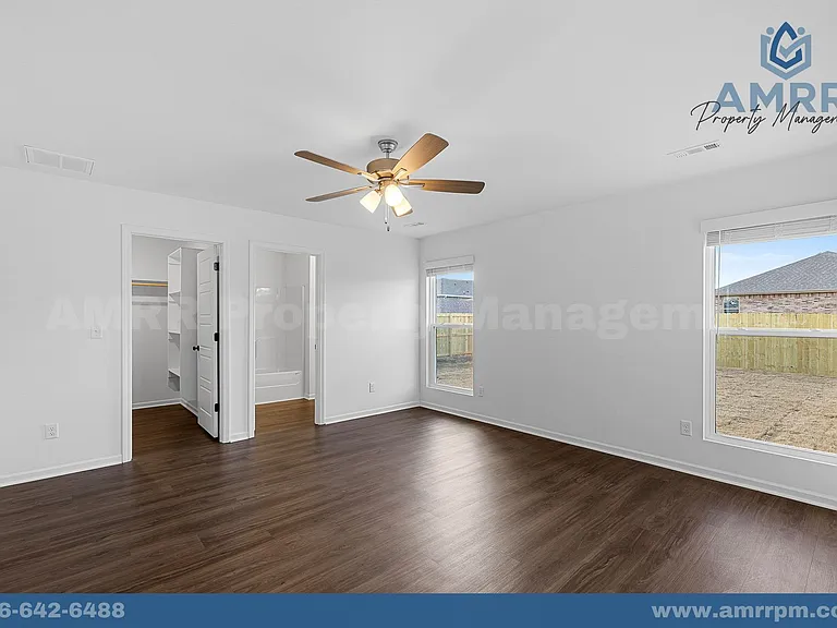 125 SW Vicki St — Photo 22