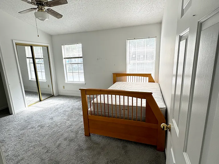 154 Corwin Cir — Photo 10