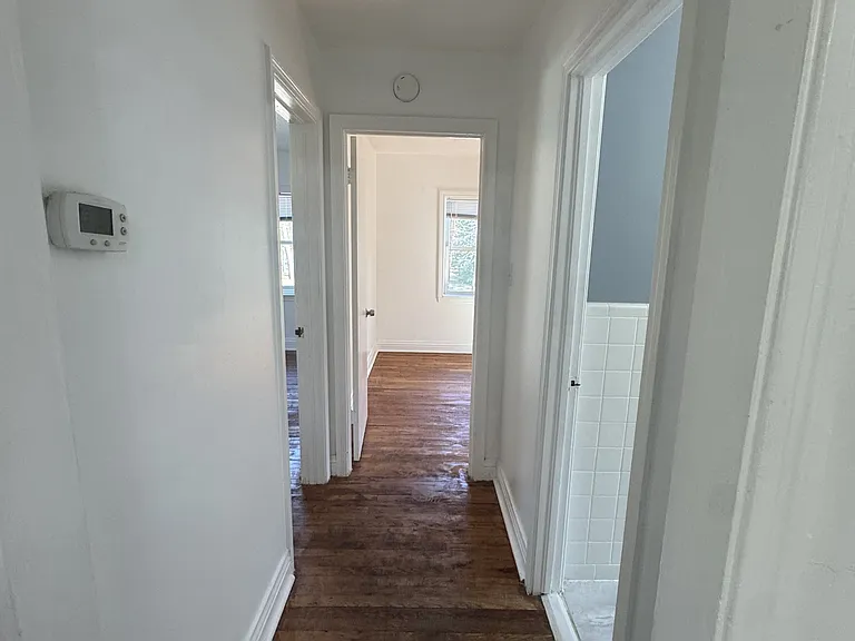 324 N Main St #4 — Photo 6