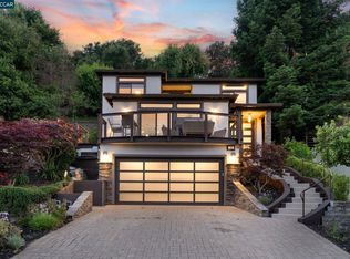 100 Barbara Rd, Orinda, CA 94563