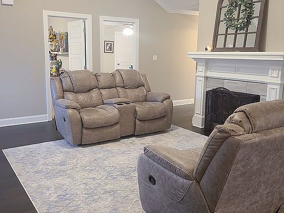 5th image of 23 Jackson Creek Dr