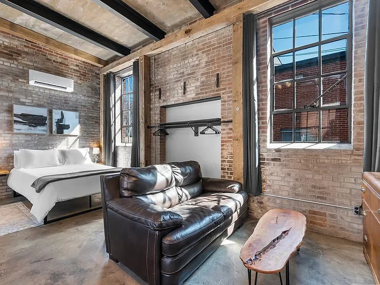 622 Broadway St #5 — Photo 9