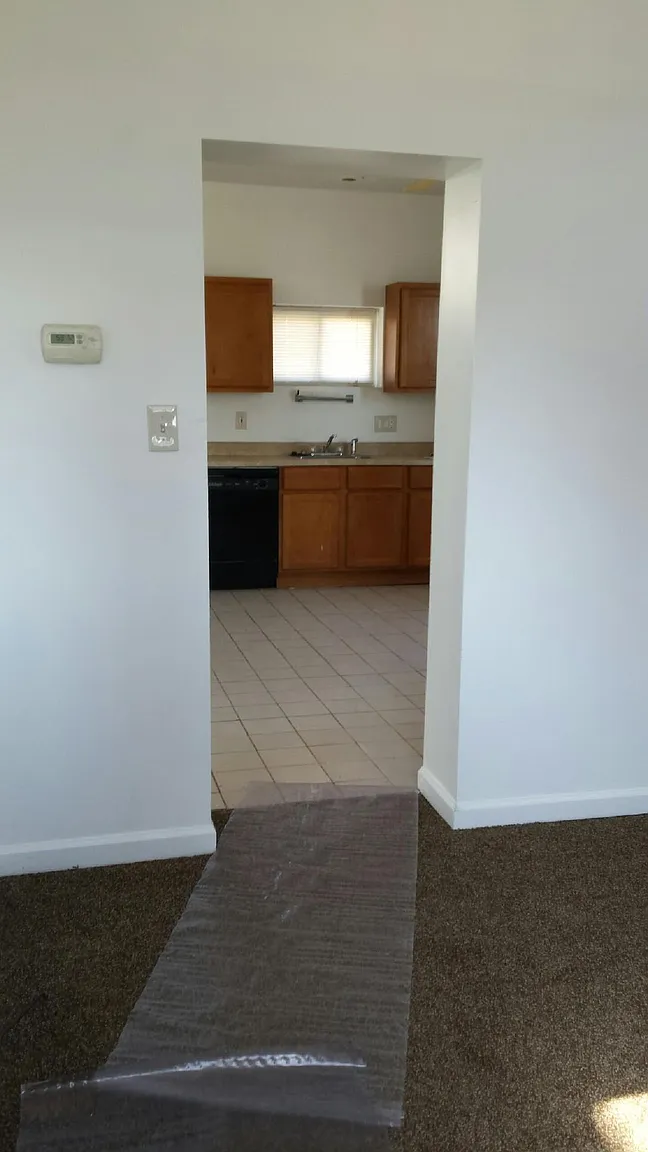 401 W Holden Ave photo 1