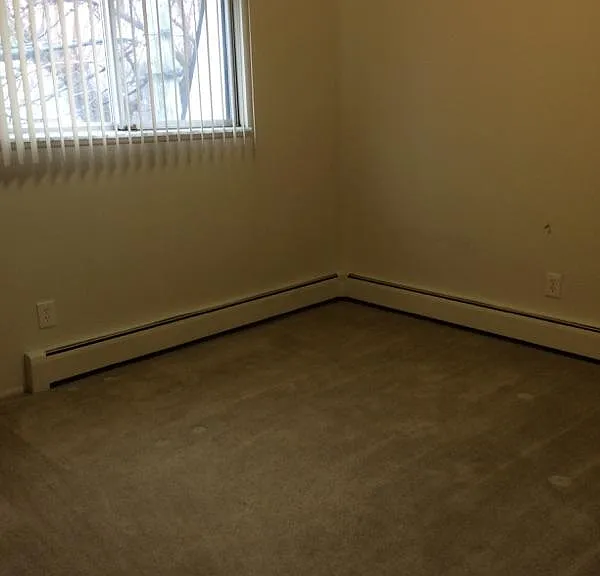 45844 Cass Ave #4-APR — Photo 6