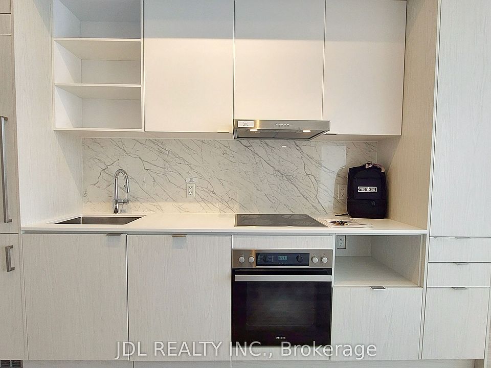 1st image of 55 Cooper St #6115