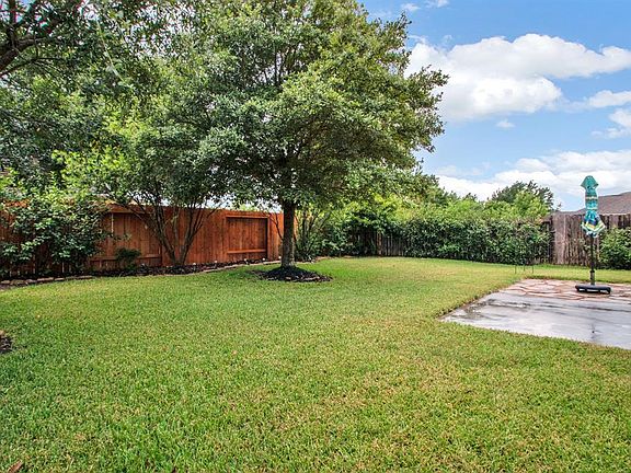 5th image of 18515 W Laura Shore Dr