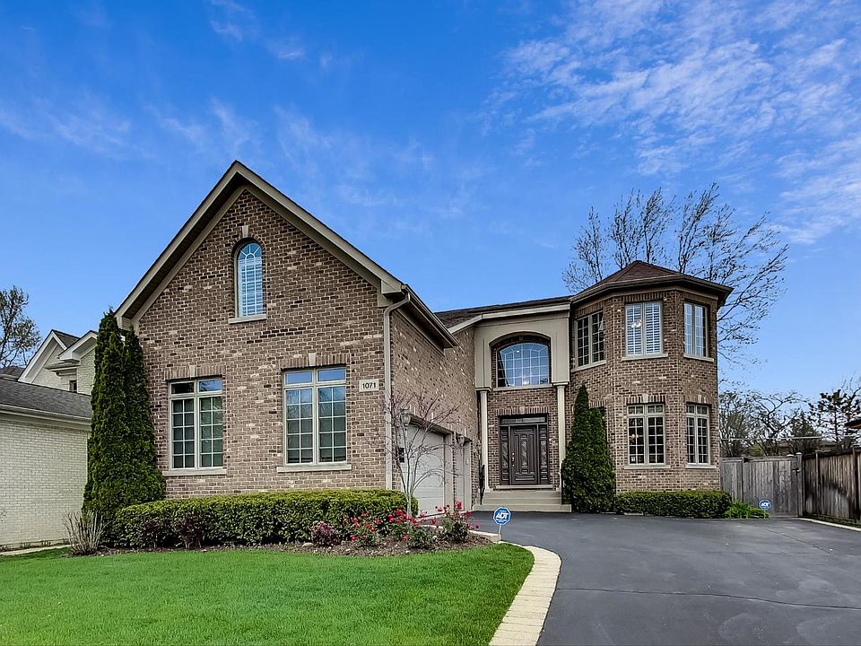 1st image of 1071 Golf Ave