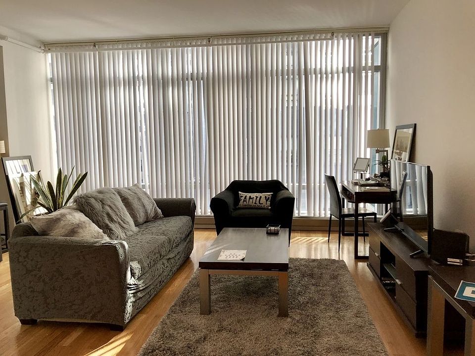 1st image of 18 W 48th St APT 10A