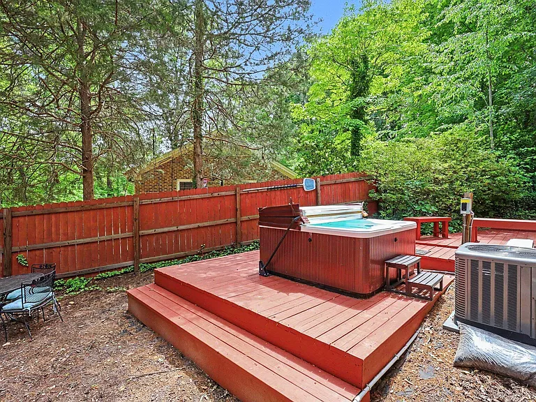 4125 Weaver Dr — Photo 35