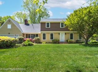 17 Crawford Rd, Middletown, NJ 07748