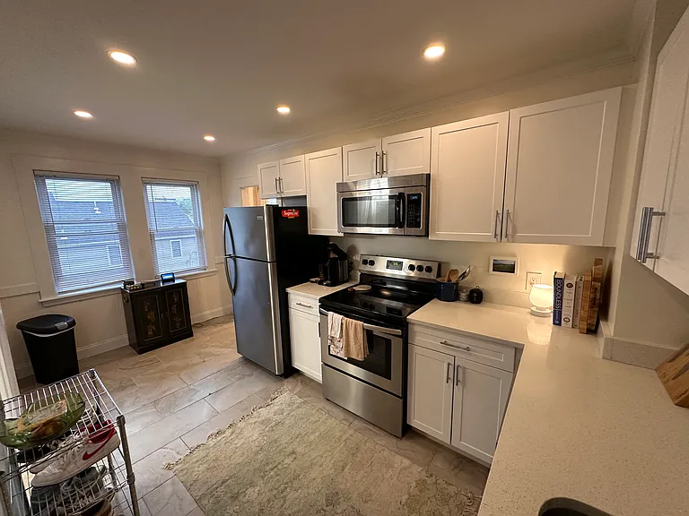 26 Sumner St #1 — Photo 2